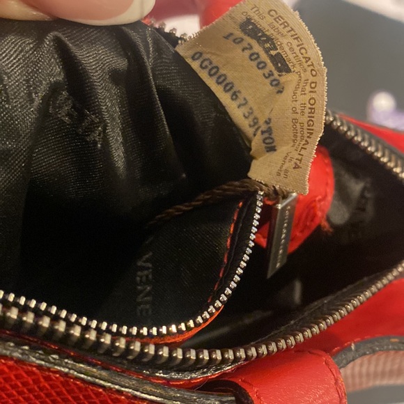 ❤️Bottega Veneta Leather Zip Bag ❤️ - Picture 9 of 11